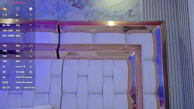 valkiria_moore from StripChat