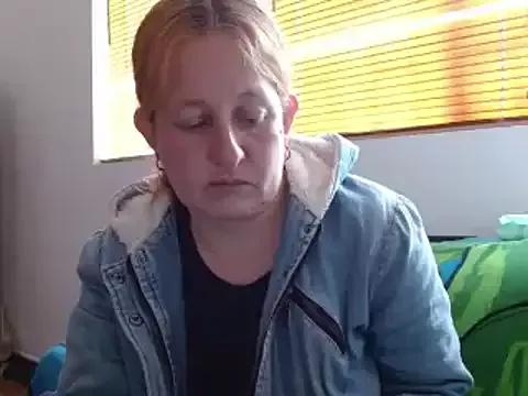 ViioletaMora on StripChat 