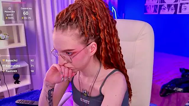 Offline VioletShine on StripChat