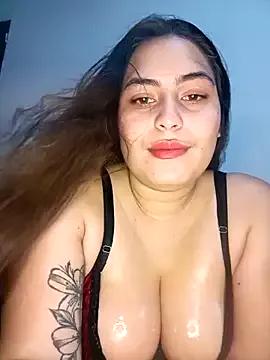 XandraF on StripChat 