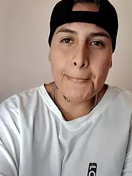 Yessi_rousse on StripChat 