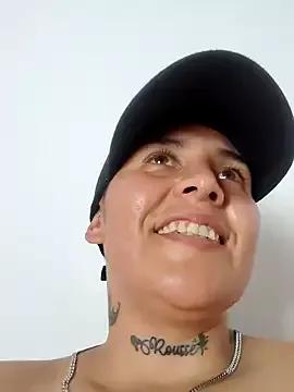 Yessi_rousse on StripChat 