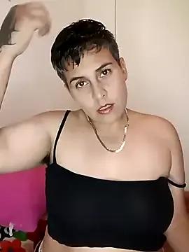 Yessi_rousse on StripChat 