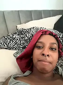 Offline Your_Paris on StripChat