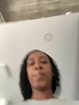 Offline Your_Paris on StripChat