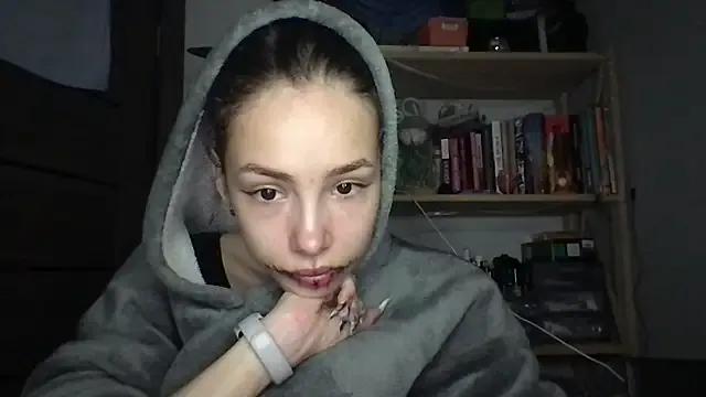 Yuna5343 from StripChat